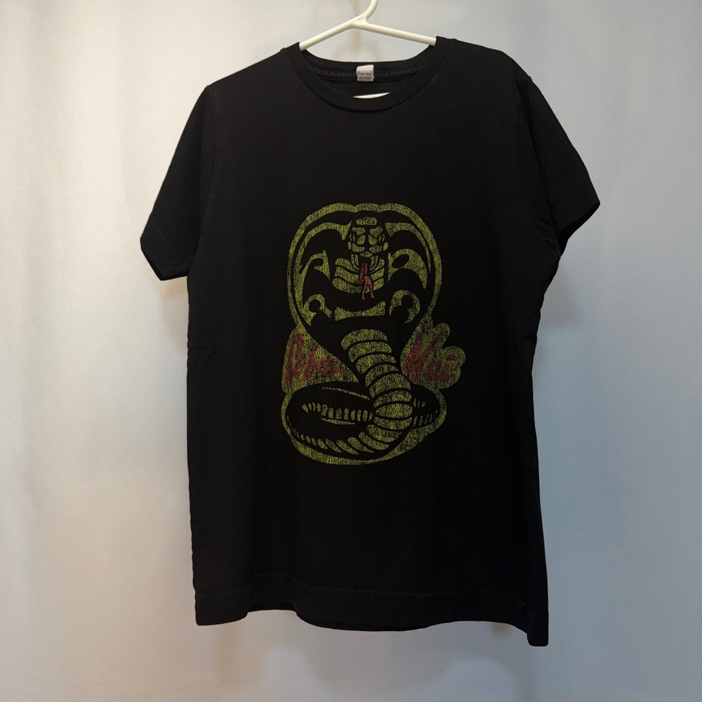 Cobra Kai T-Shirt L.A.T. Apparel Kids Youth Medium Black Graphic Tee
